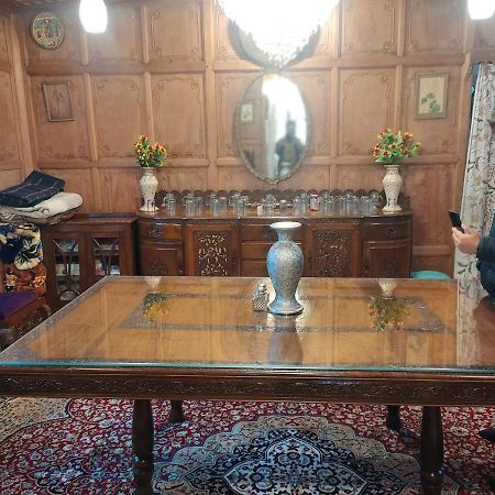 Luxury Scotland Srinagar (Jammu and Kashmir) Bagian luar foto
