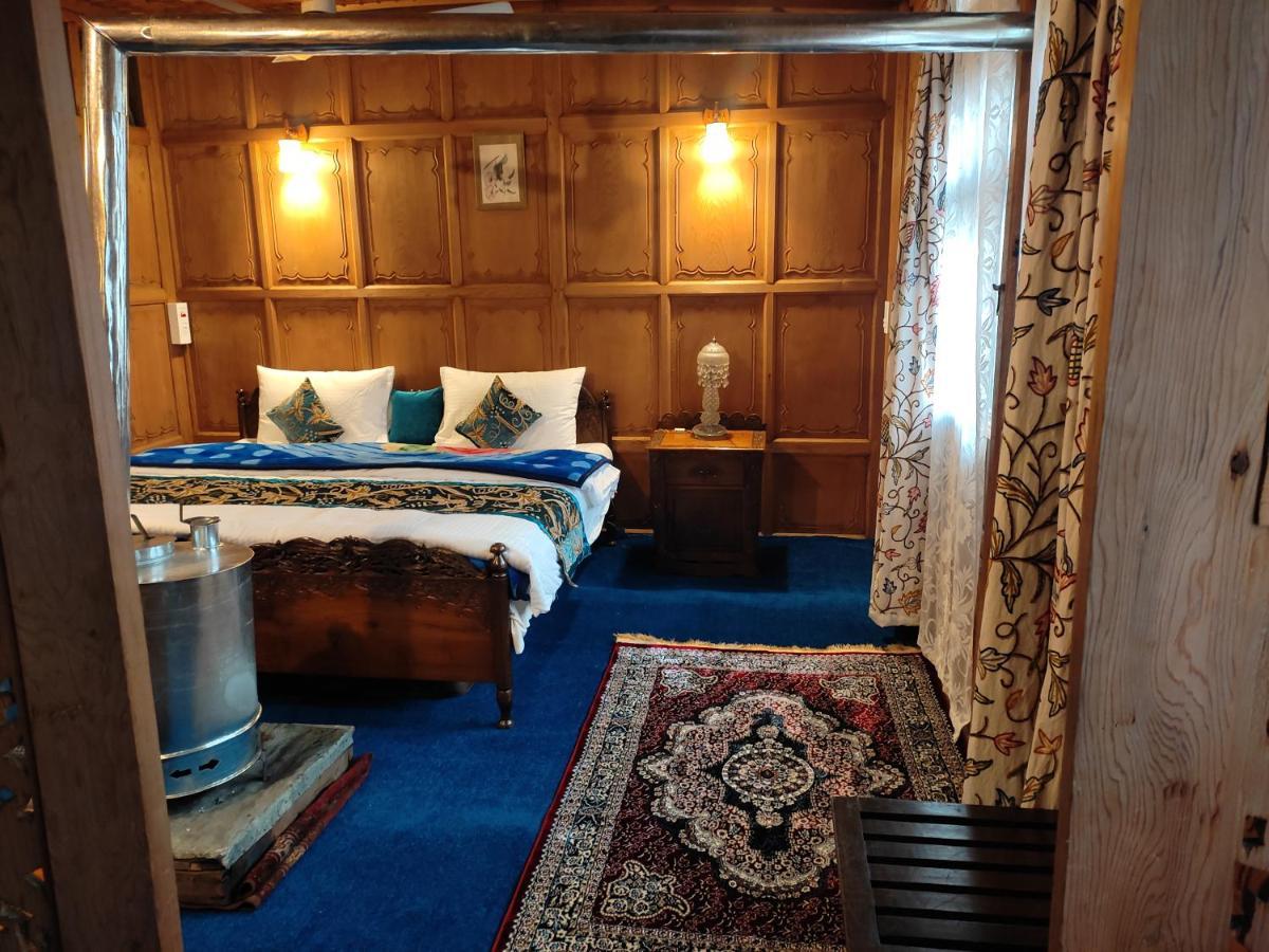 Luxury Scotland Srinagar (Jammu and Kashmir) Bagian luar foto