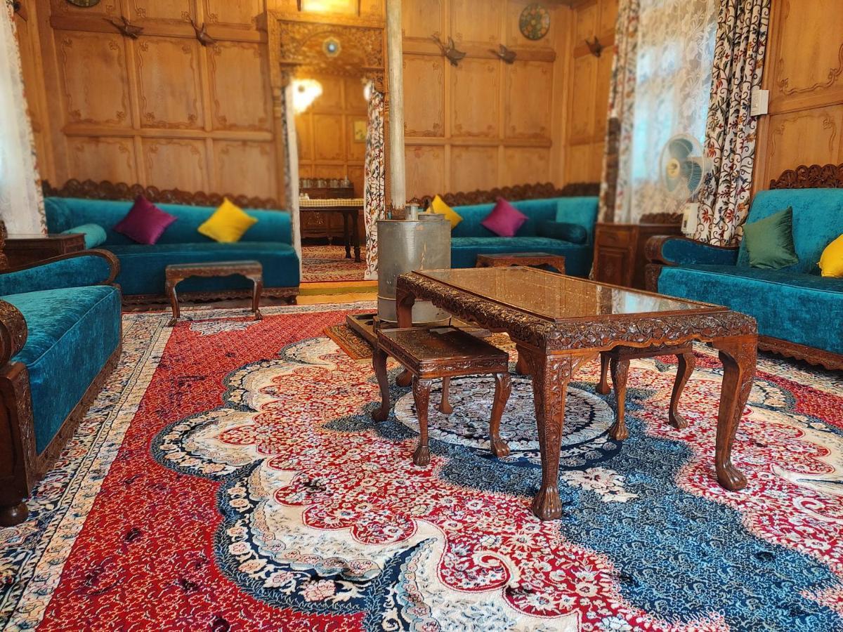 Luxury Scotland Srinagar (Jammu and Kashmir) Bagian luar foto